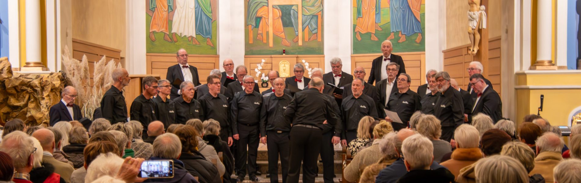 Les 2 chœurs réunis chantent Potemkine