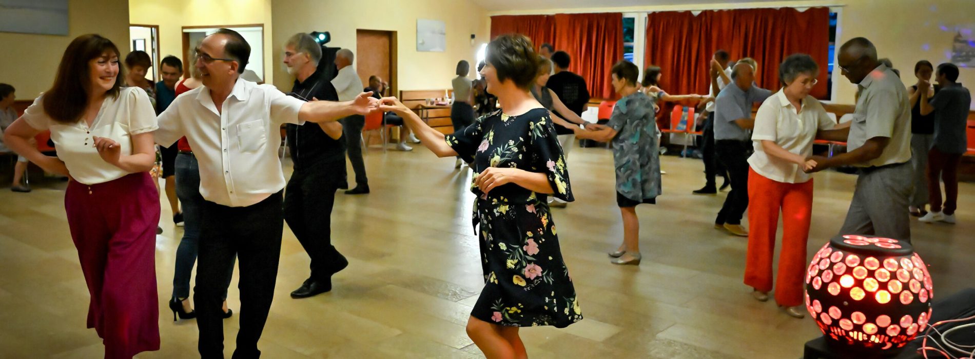 amis_danse_002_01 juillet 2023